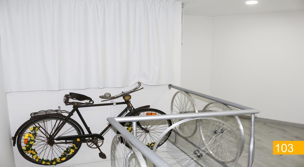 Bike Suite 菲盖拉-达福什 外观 照片